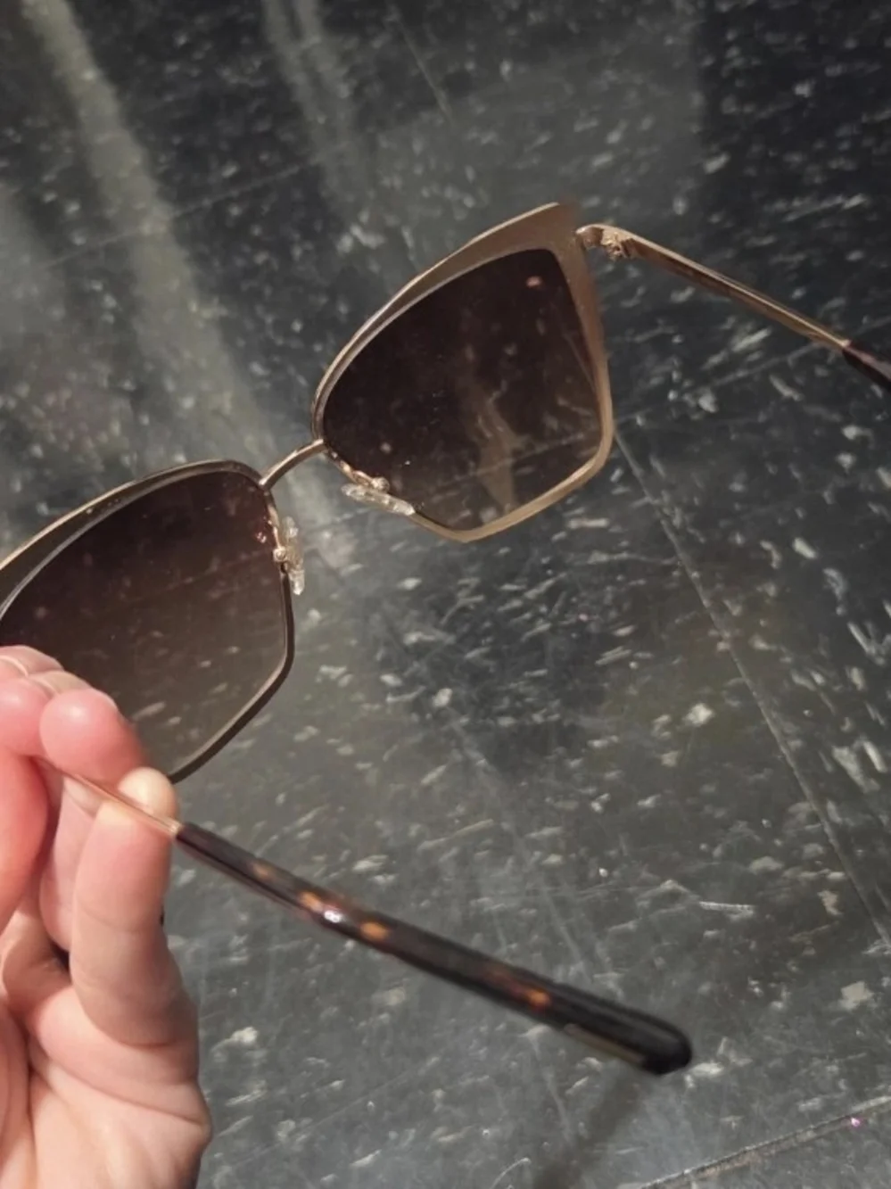 Diff Eyewear Gold Sunglasses with Snap Closure Case